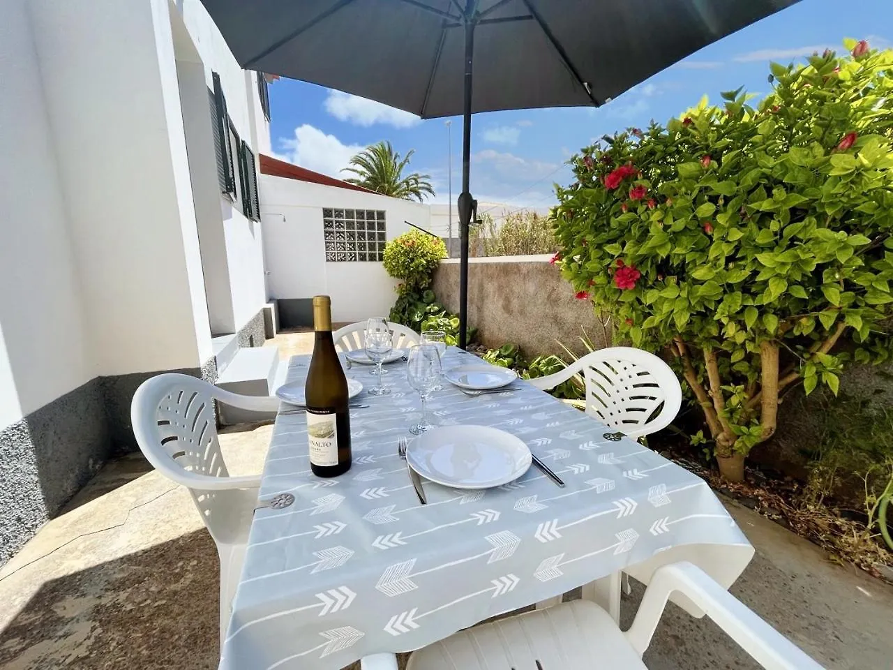Beach Relax Apartment Porto Santo 0*,